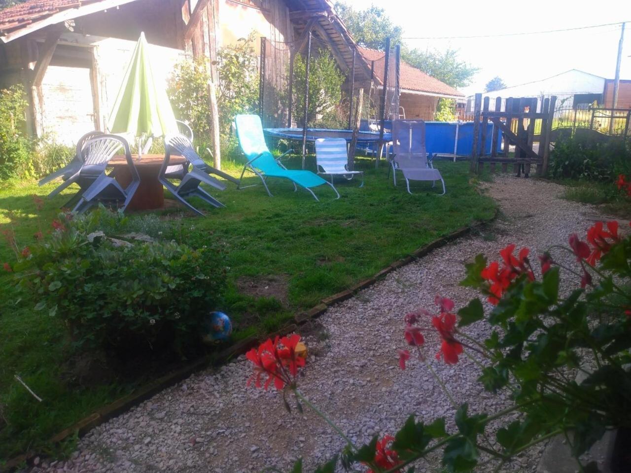 A La Poularde B&B Curciat-Dongalon Zimmer foto